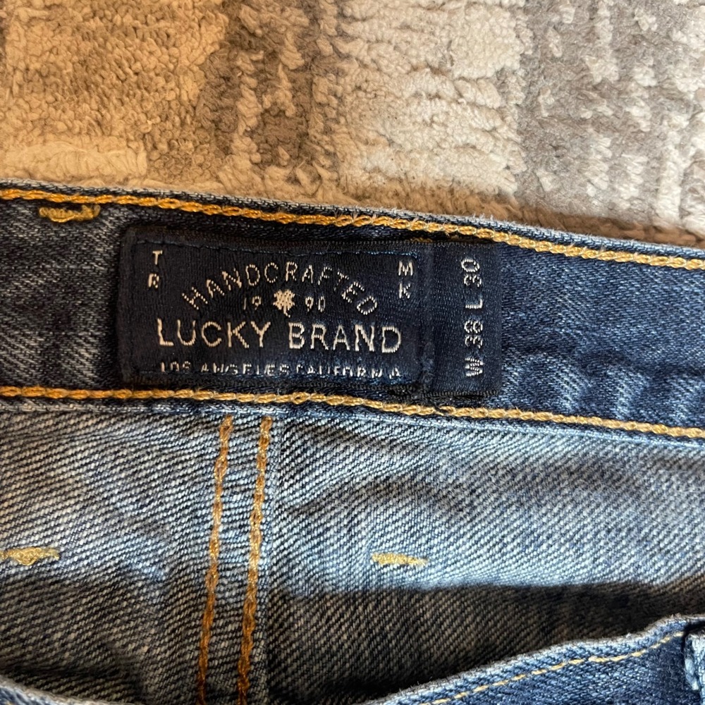 Lucky Brand 221 Original Straight Mens Blue Jeans 38x30 Medium Wash - Picture 3 of 12
